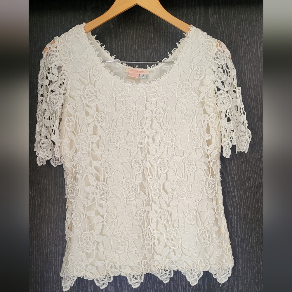 Flora Nikrooz Ivory Floral Lace Blouse